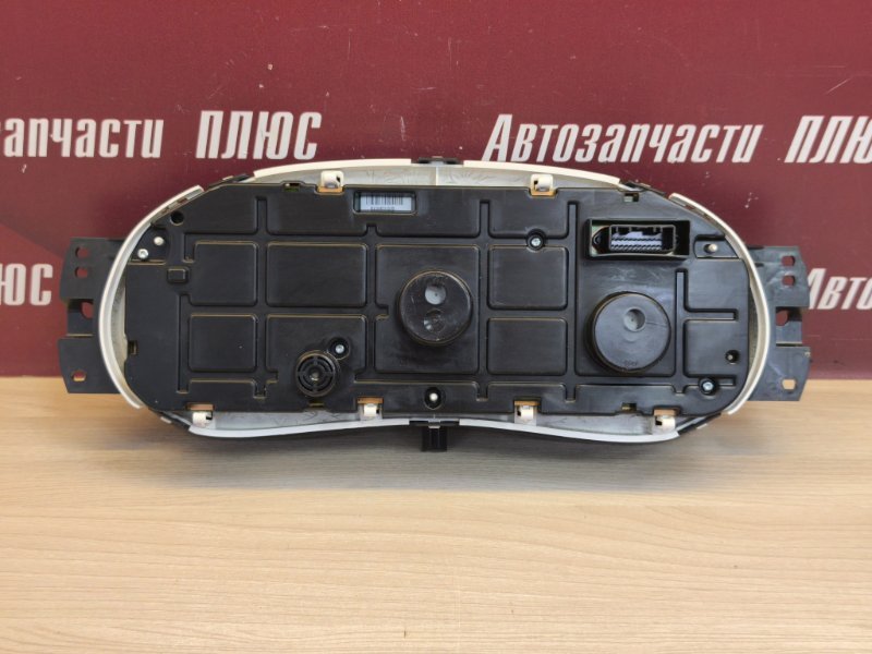 Щиток приборов