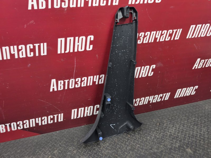 Обшивка средней стойки