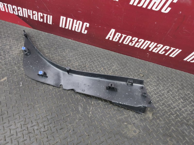 Обшивка стойки
