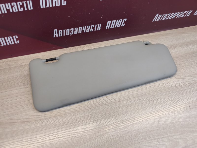 Козырек солнцезащитный