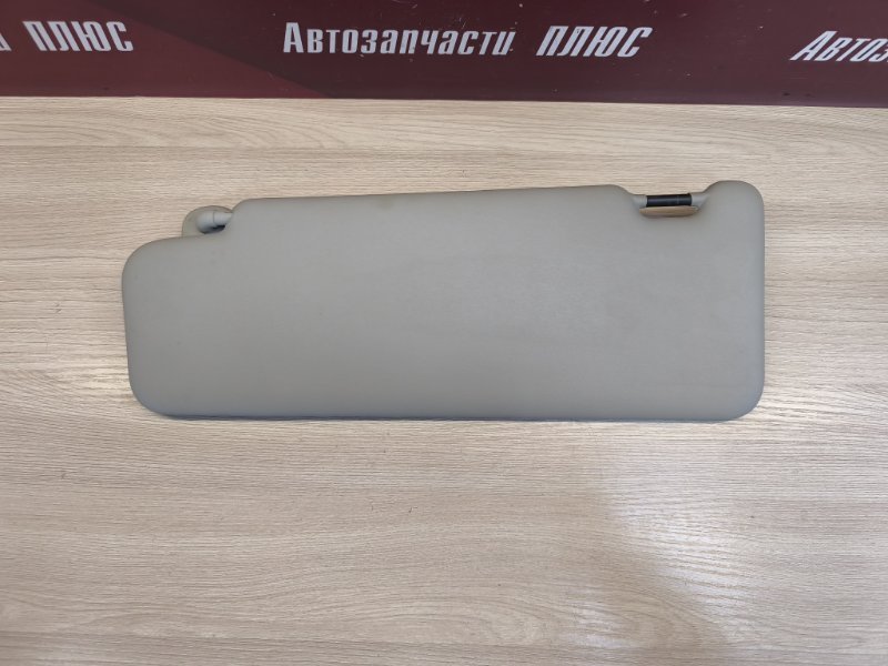 Козырек солнцезащитный