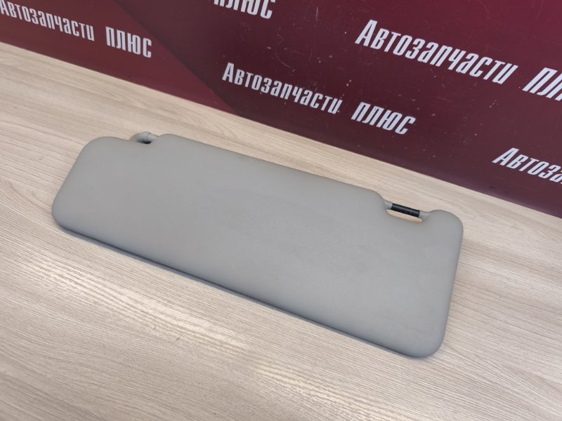 Козырек солнцезащитный