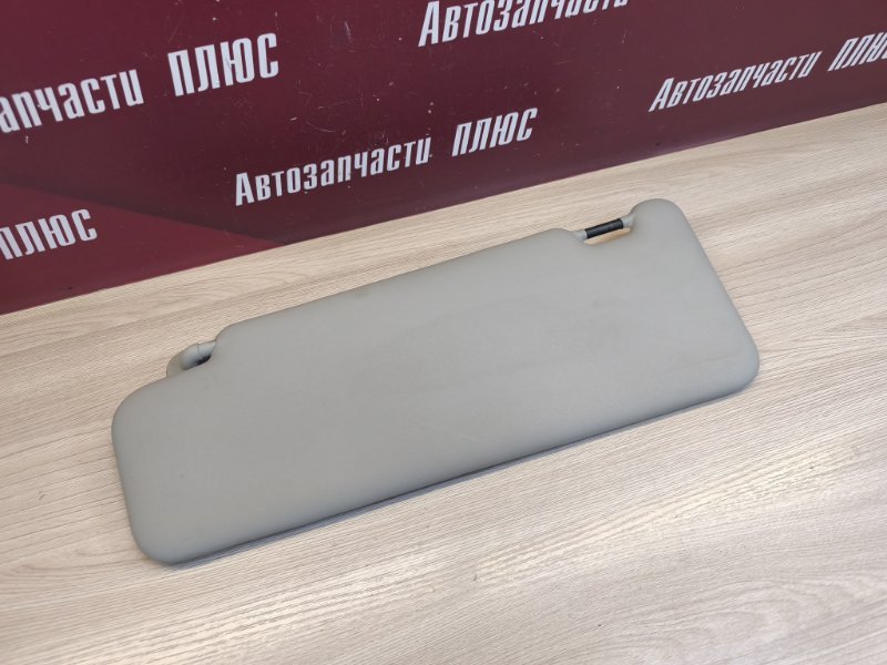 Козырек солнцезащитный