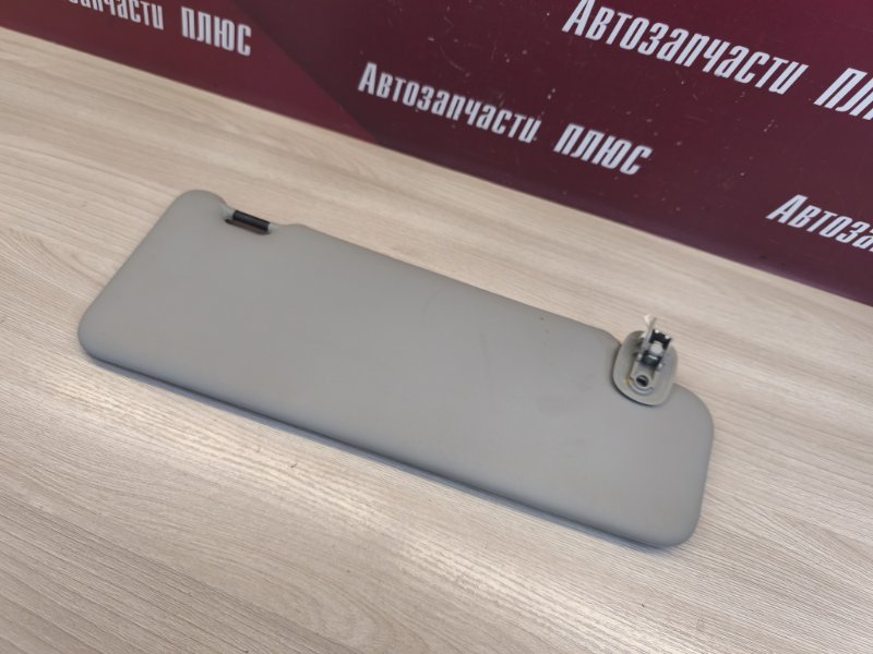 Козырек солнцезащитный