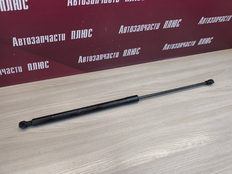 Амортизатор капота