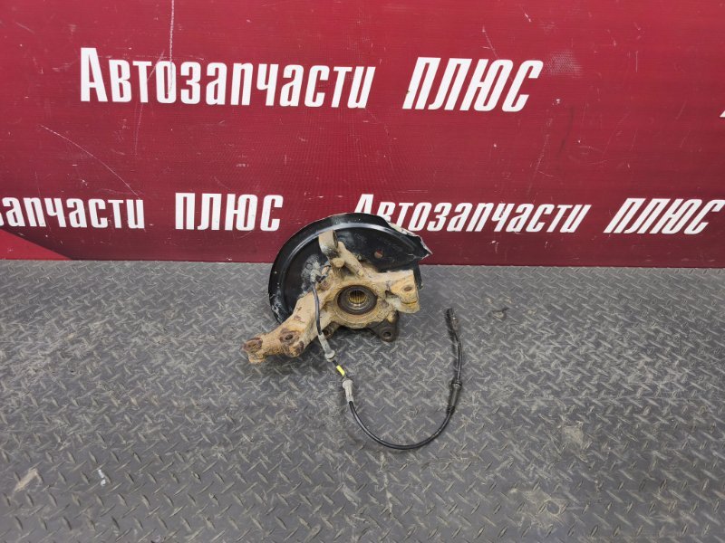 Кулак поворотный