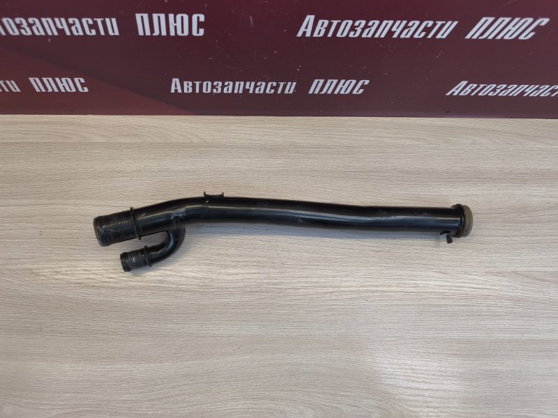 Трубка системы охлаждения
