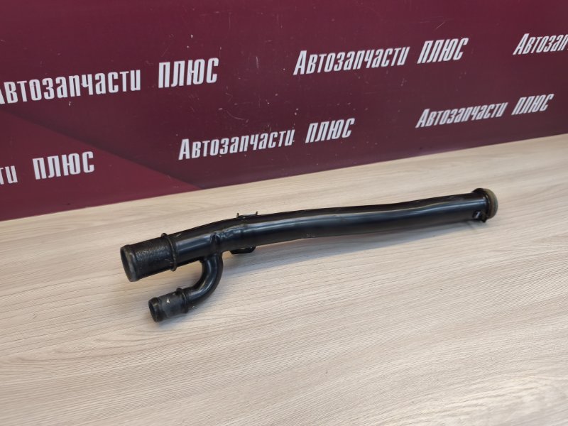 Трубка системы охлаждения