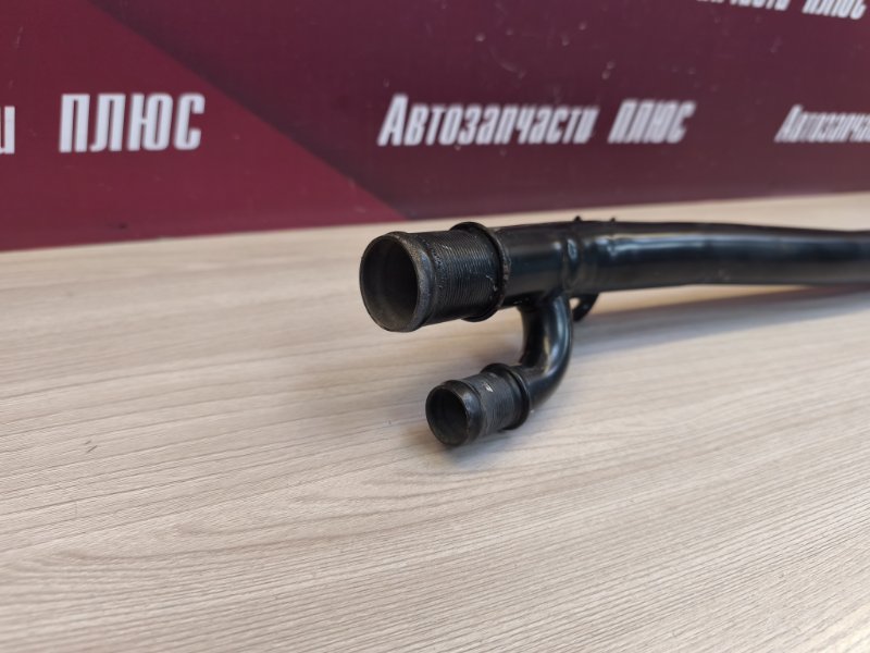 Трубка системы охлаждения