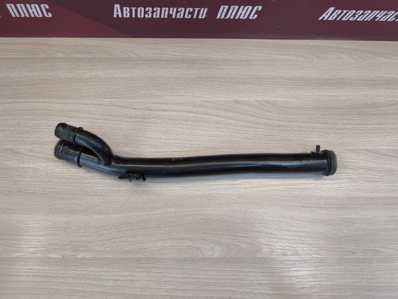 Трубка системы охлаждения