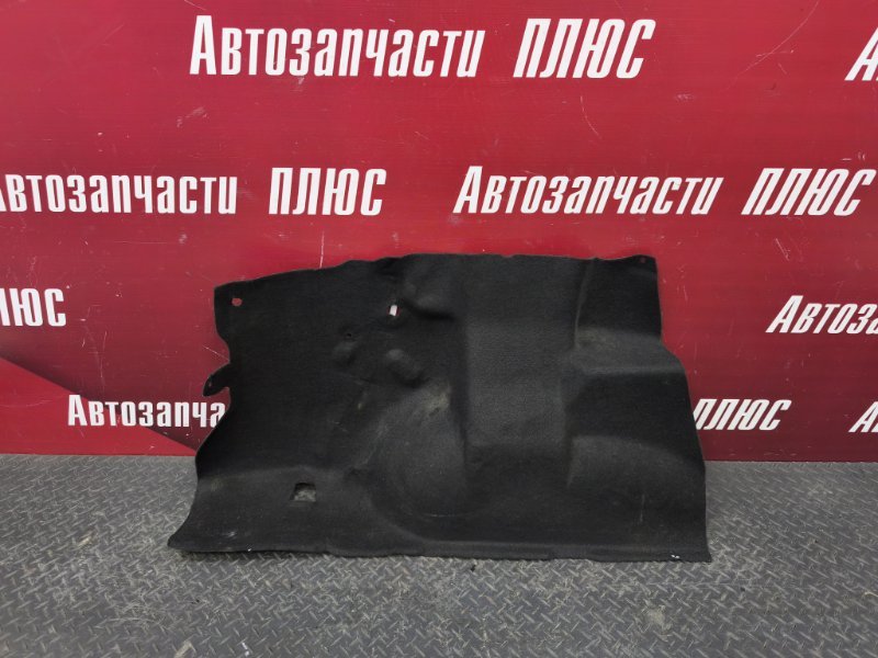 Обшивка багажника