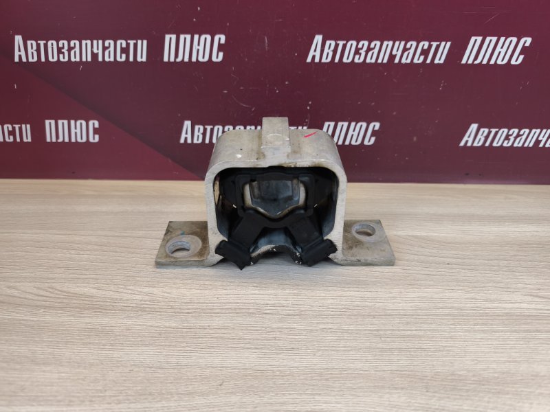 Опора двигателя