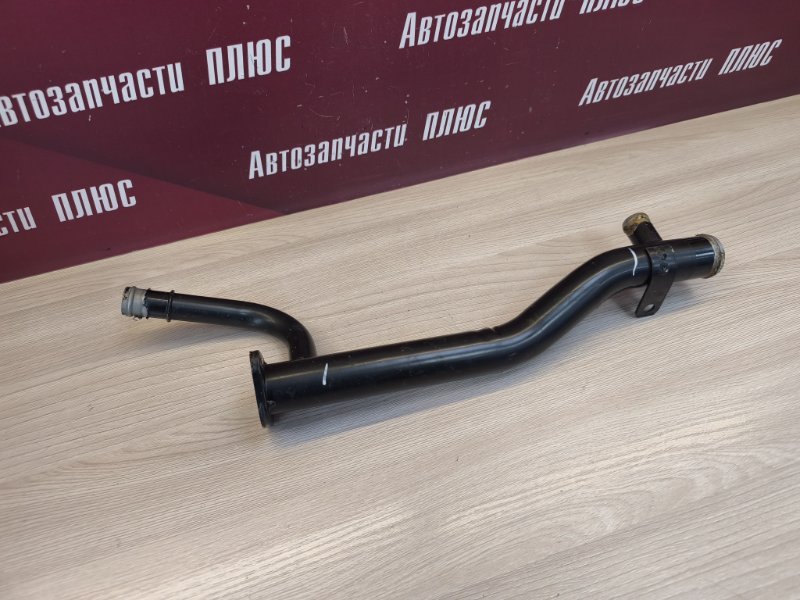 Трубка системы охлаждения