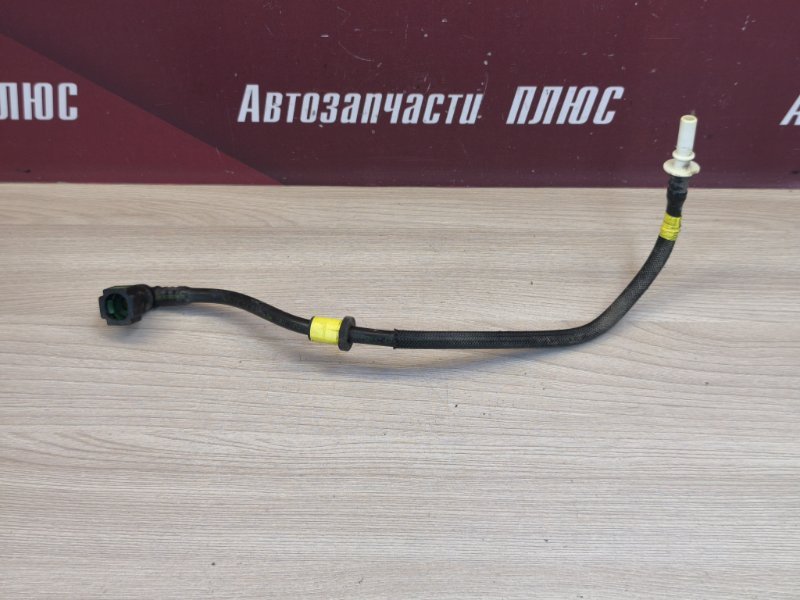 Трубка топливная