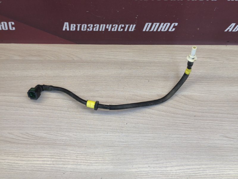 Трубка топливная