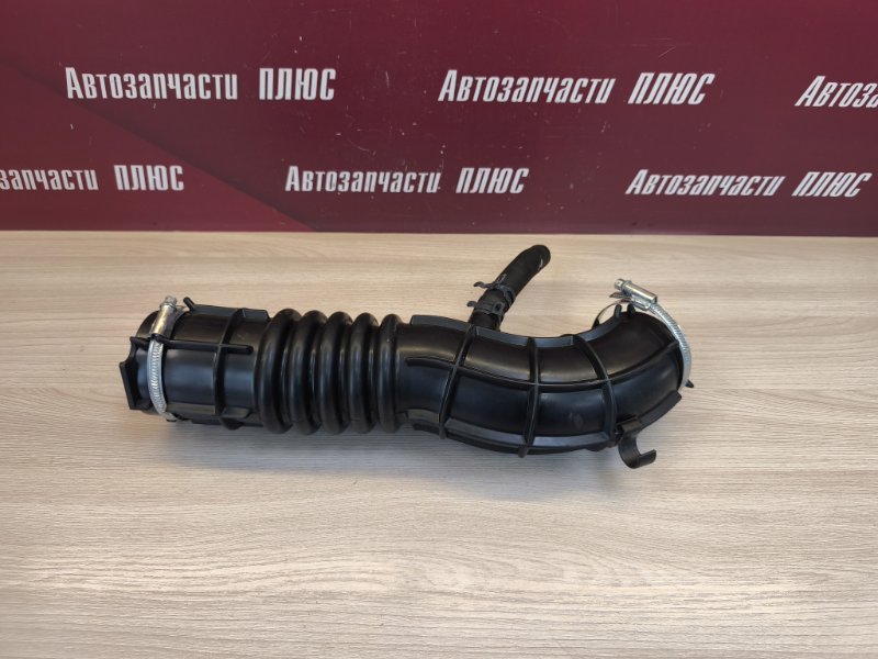 Патрубок воздушного фильтра
