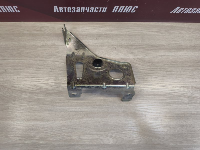 Кронштейн