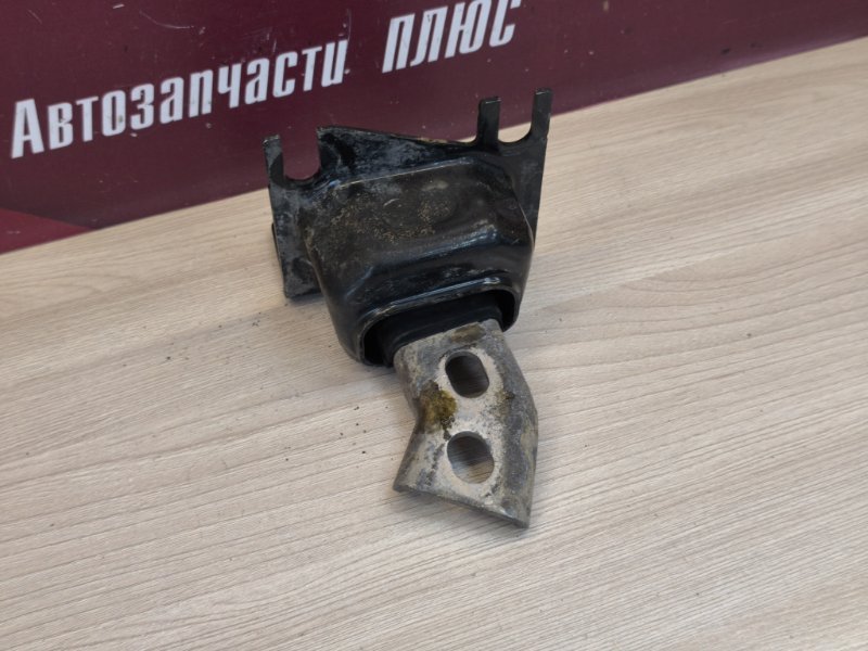 Опора двигателя
