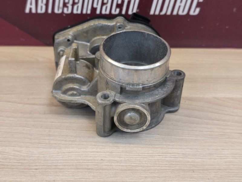 Дроссельная заслонка