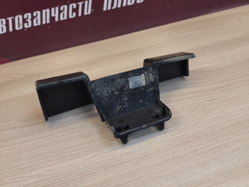 Дефлектор радиатора верхний